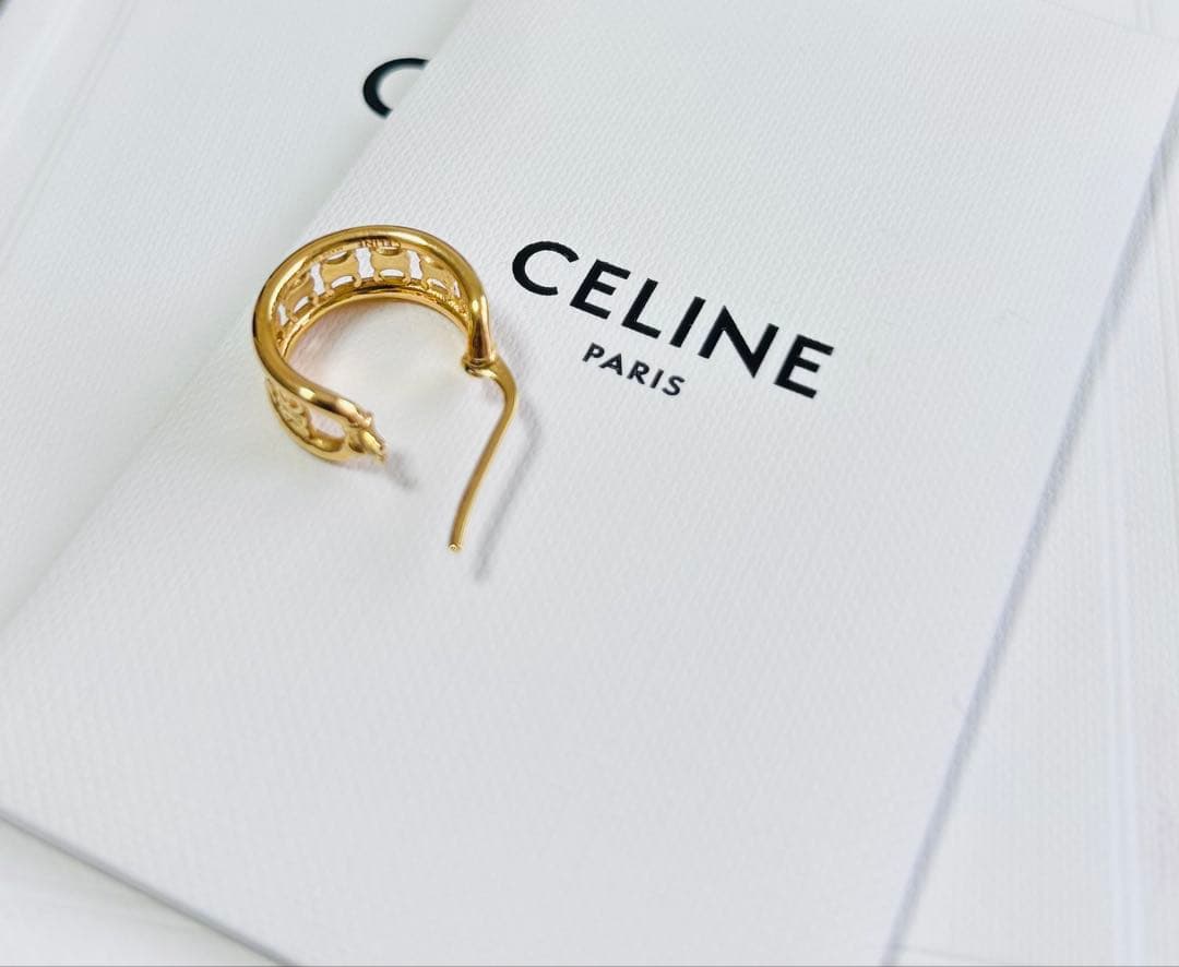 【CELINE】セリーヌ トリオンフ ピアス ゴールド 片耳用」