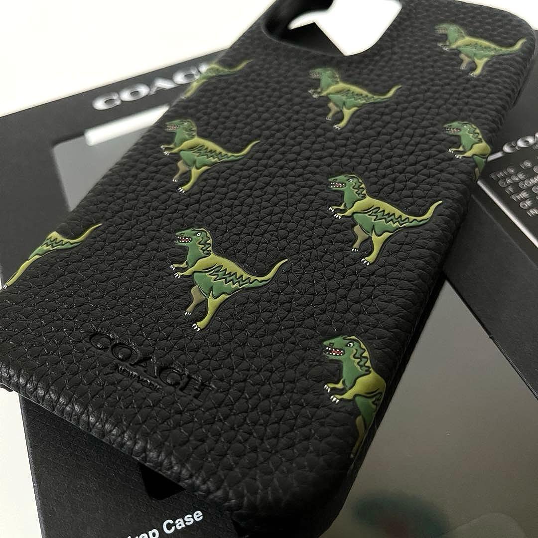 コーチ☆新品☆COACH レキシー iPhone16 pro ケース/レザー黒