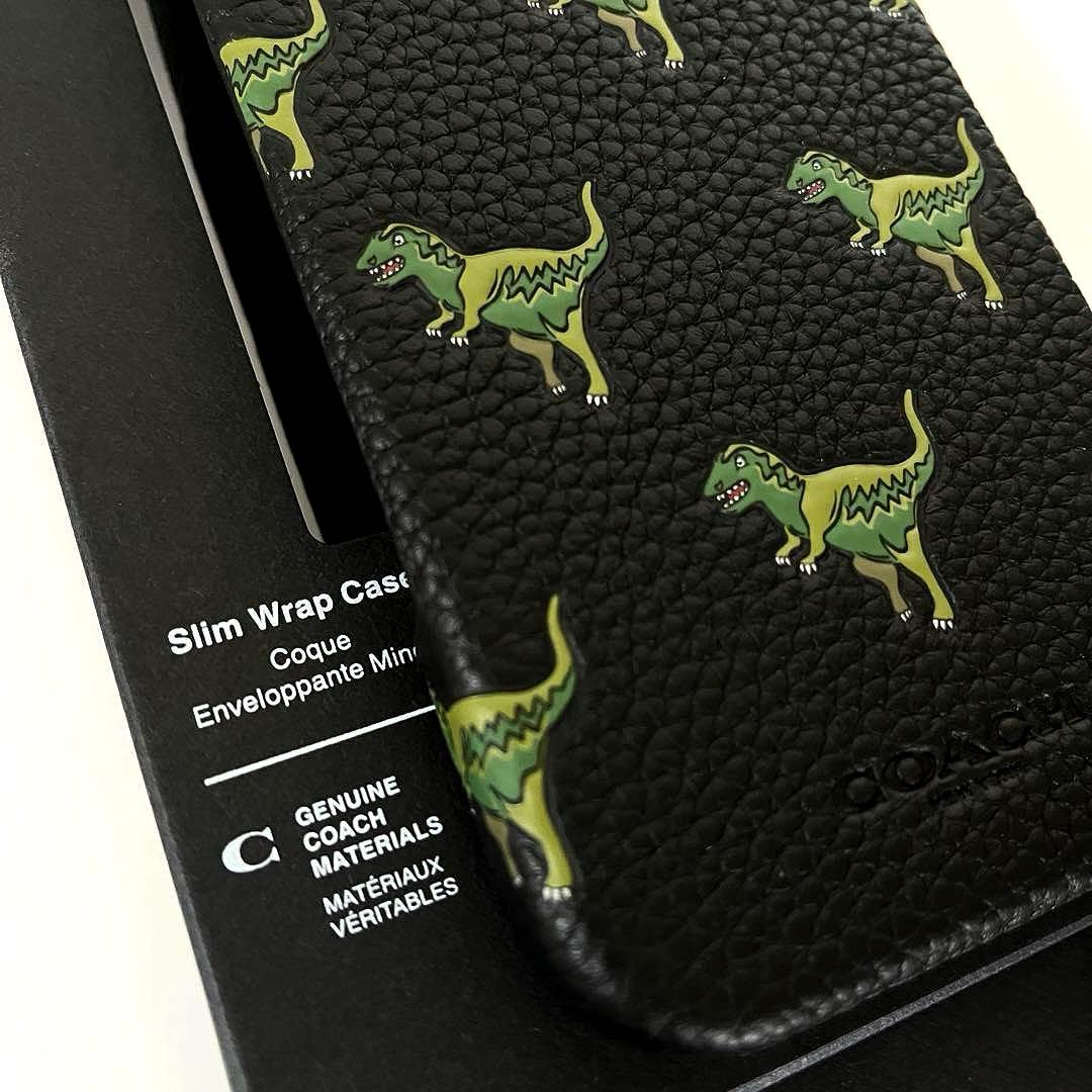 コーチ☆新品☆COACH レキシー iPhone16 pro ケース/レザー黒