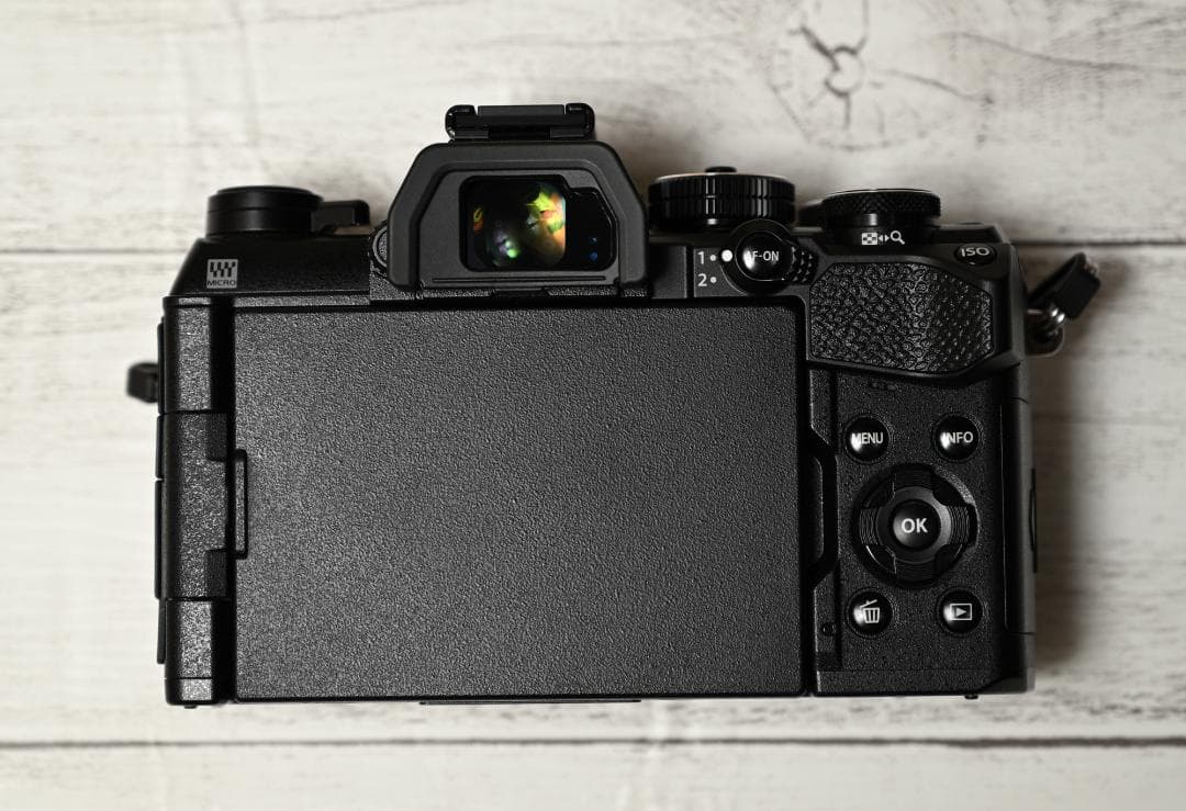 OM-5 Mark II ブラック 12-45mm F4.0 PROレンズキット