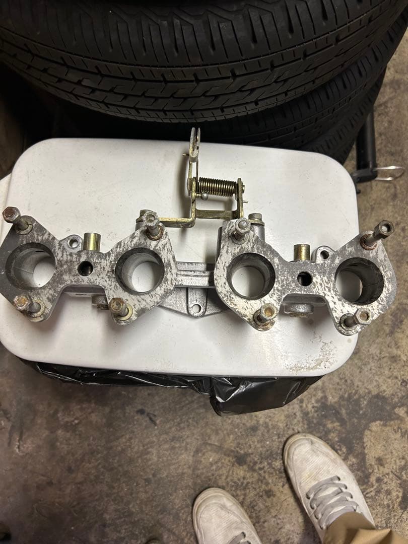 トヨタ純正 2T-G インマニ インテークマニホールド ソレックス SOLEX