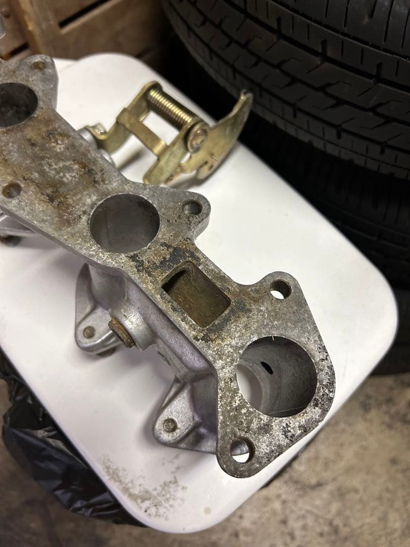 トヨタ純正 2T-G インマニ インテークマニホールド ソレックス SOLEX