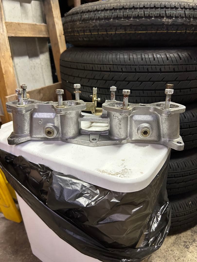 トヨタ純正 2T-G インマニ インテークマニホールド ソレックス SOLEX