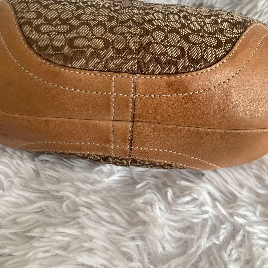 COACH コーチ ワンショルダー ハンドバッグ　ハーフムーン シグネチャー