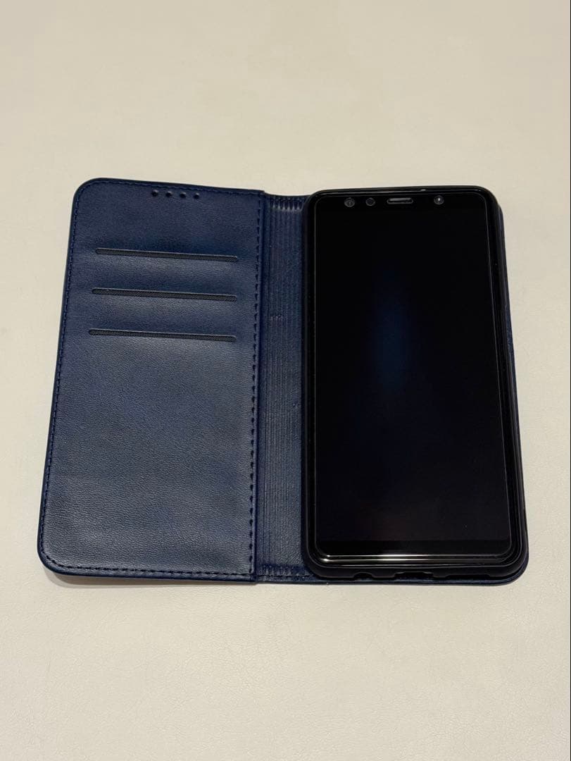 Samsung Galaxy A7 本体（手帳型ケース付き）