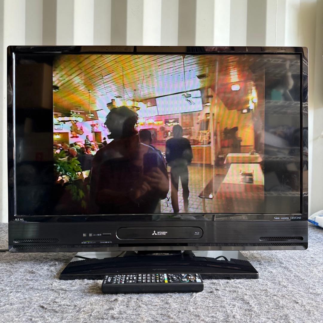 三菱電機　テレビ　32インチハードディスク内蔵ブルーレイレコーダー搭載録画テレビ