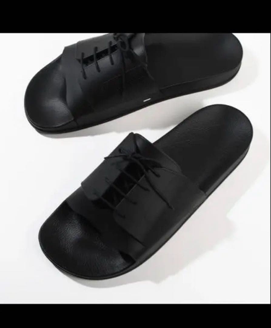 メゾンマルジェラ　スライドサンダル