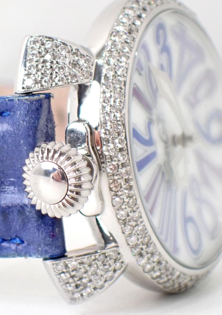 ガガミラノ マニュアーレ ダイヤ付き シェル文字盤 時計 クオーツ 40mm