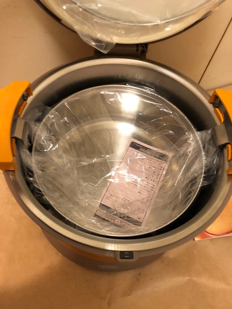 未使用　サーモス　真空保温調理器 シャトルシェフ KPX-3500 オレンジ