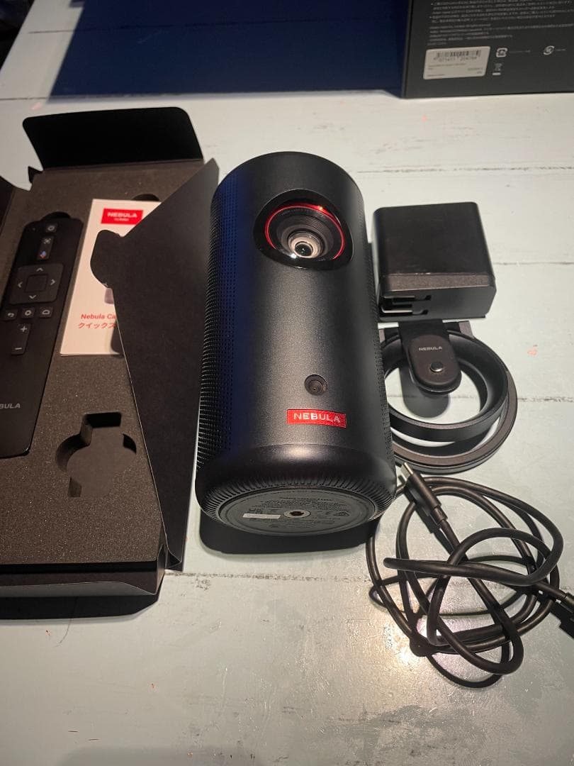Nebula Capsule 3 Laser 本体 + リモコン