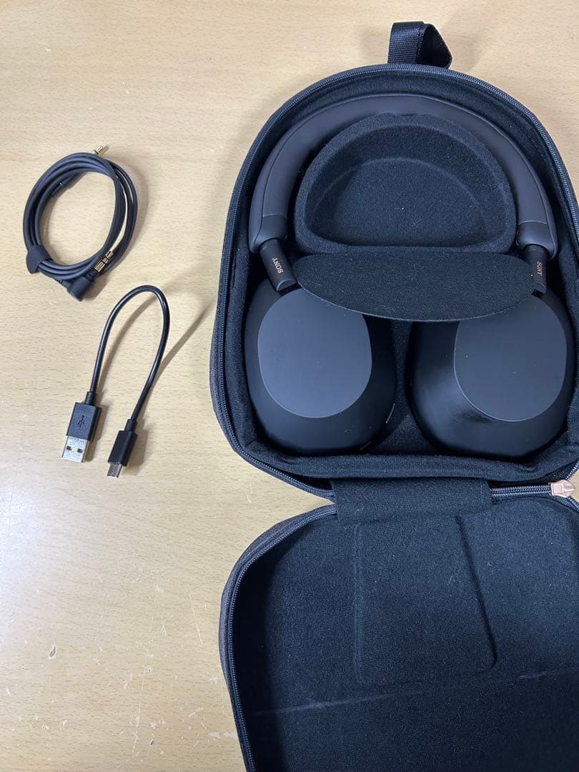 ヘッドホン SONY WH-1000xm5 black