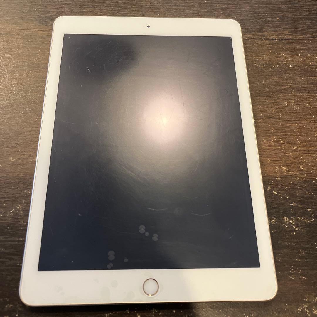美品　iPad 第5世代Wi-Fi 32GB ゴールドA1822
