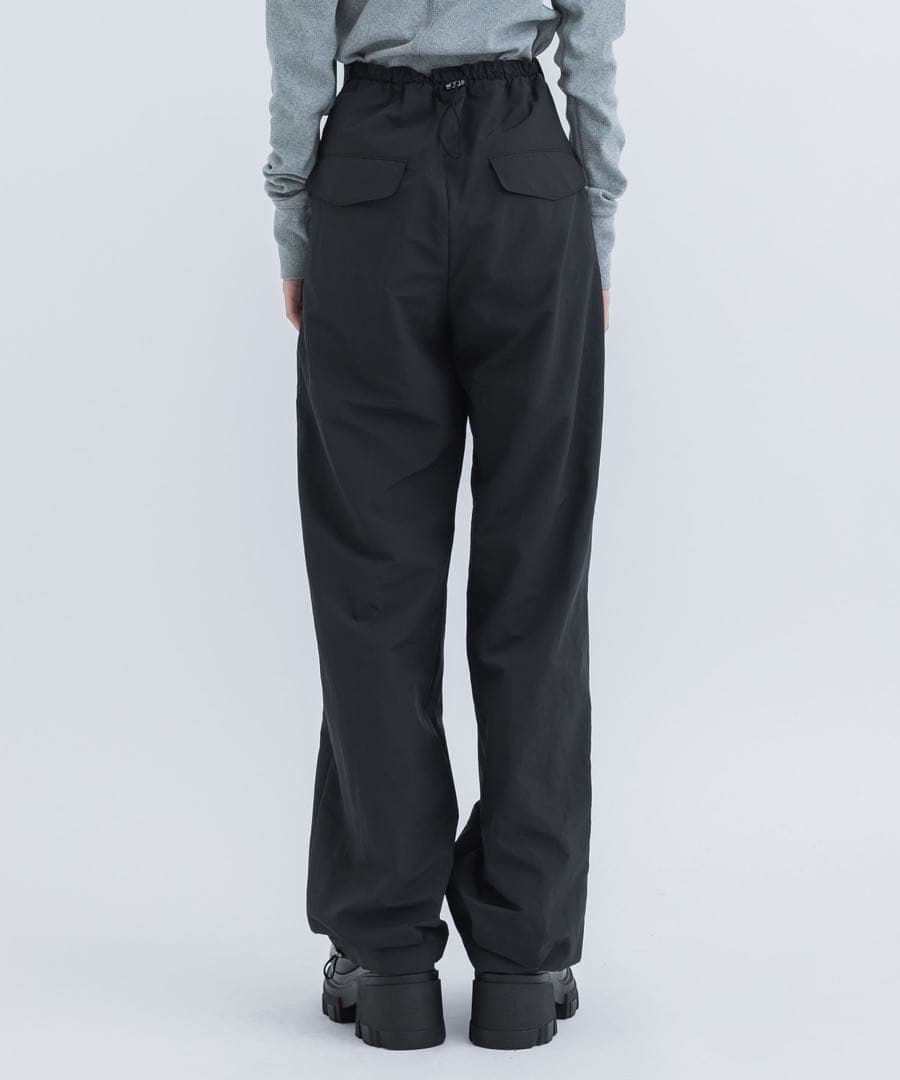 akaneutsunomiya パンツ ブラック テーパード