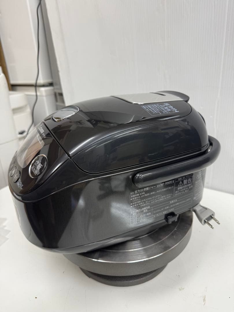 象印 圧力IH炊飯ジャー NP-RN05（0.5合～3合炊き）2023年製