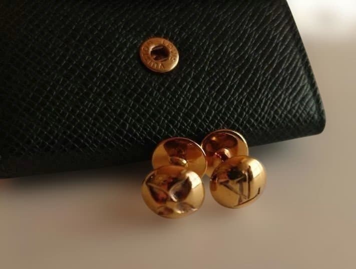 ルイ・ヴィトン　カフリンクス　ケース付き