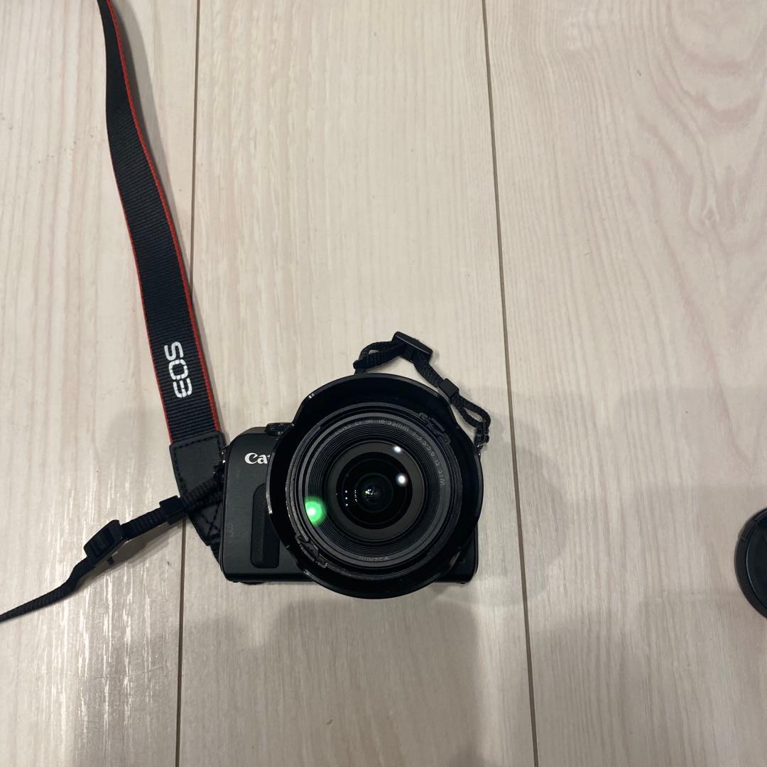 Canon EOS M ミラーレスカメラ レンズ付
