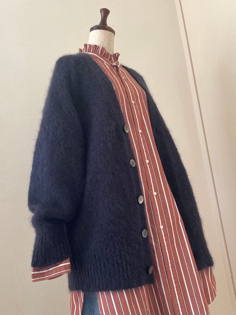 【ギャルリーヴィー】キッドモヘヤ Vネックカーディガン　日本製