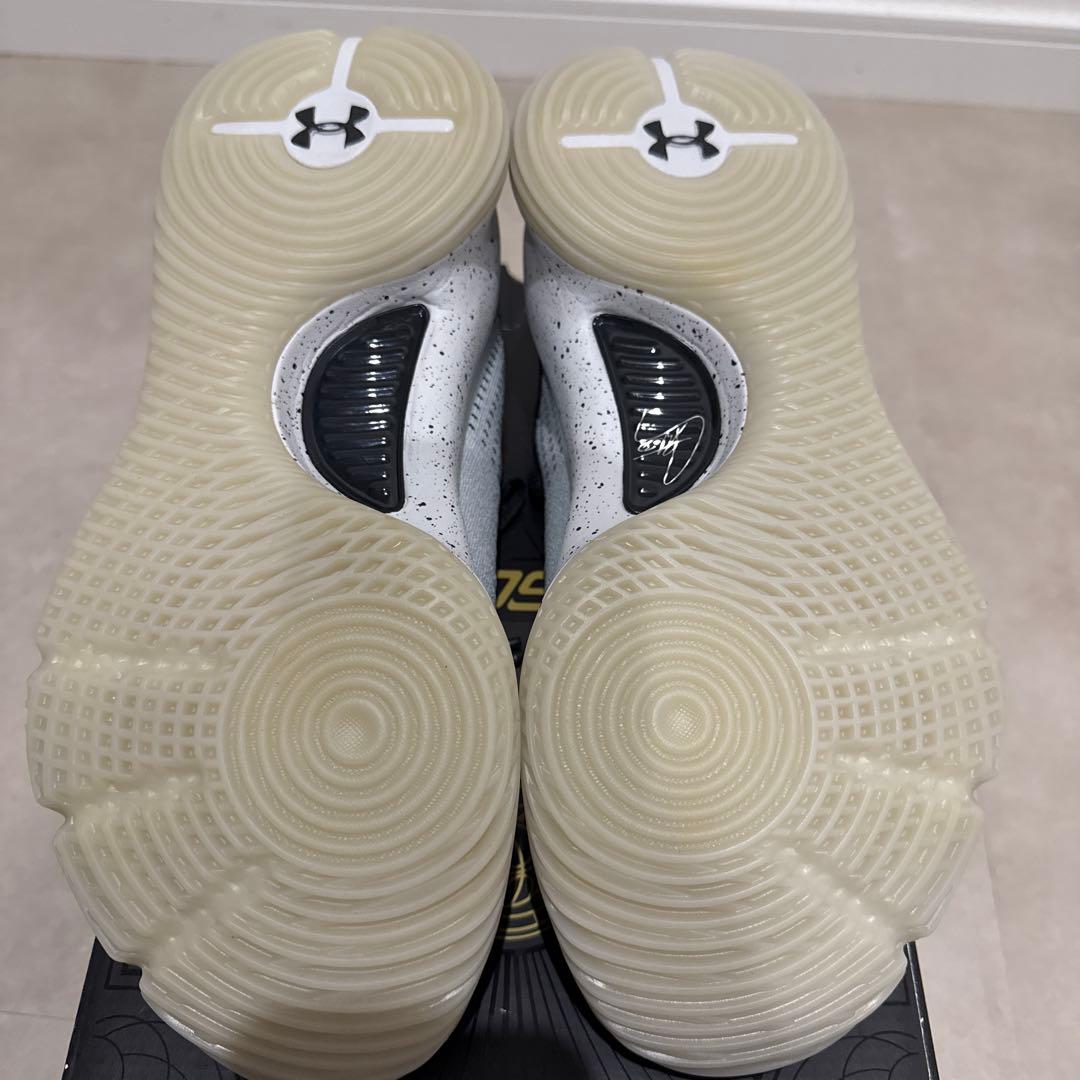 シューズ(男性用) Under Armour Curry4 low