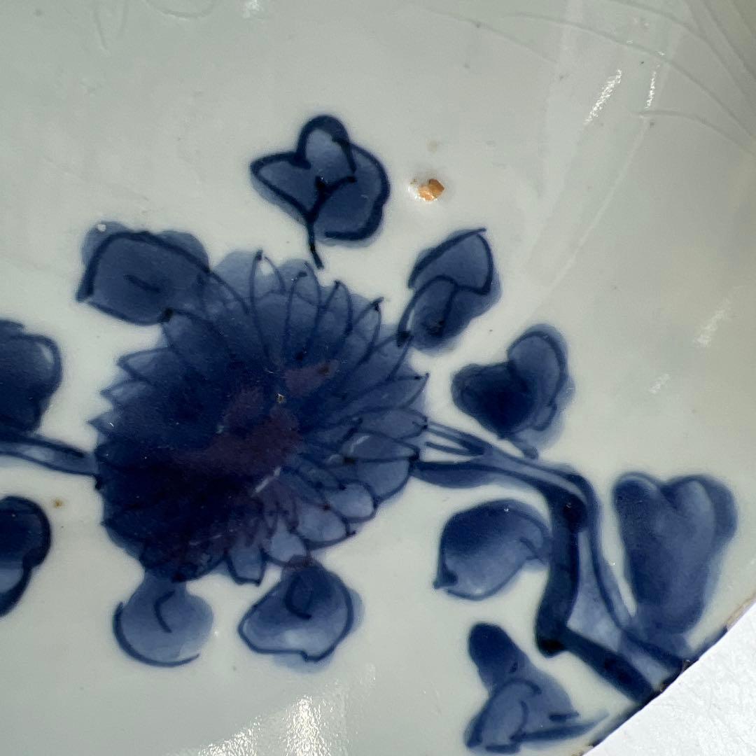 中国明時代　古染付上手陰刻草花図七寸皿直径21.5㎝トヒト東な8-0110☆2F