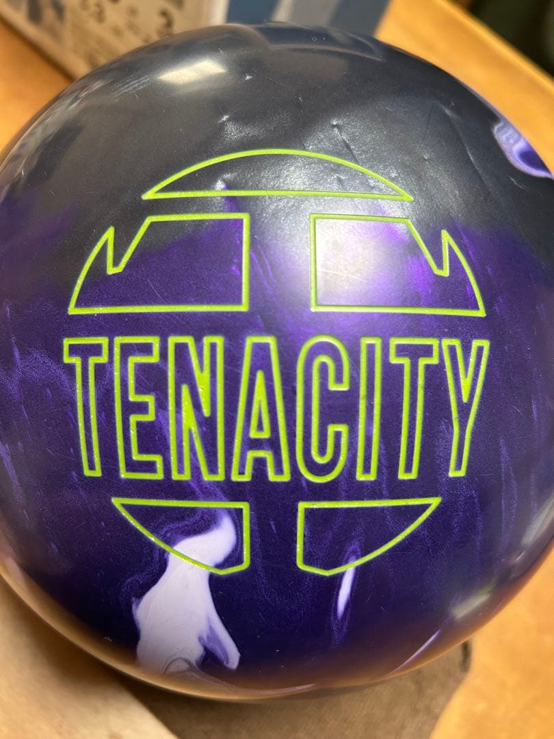 【新品】15ポンドBrunswick TENACITY ボウリングボール