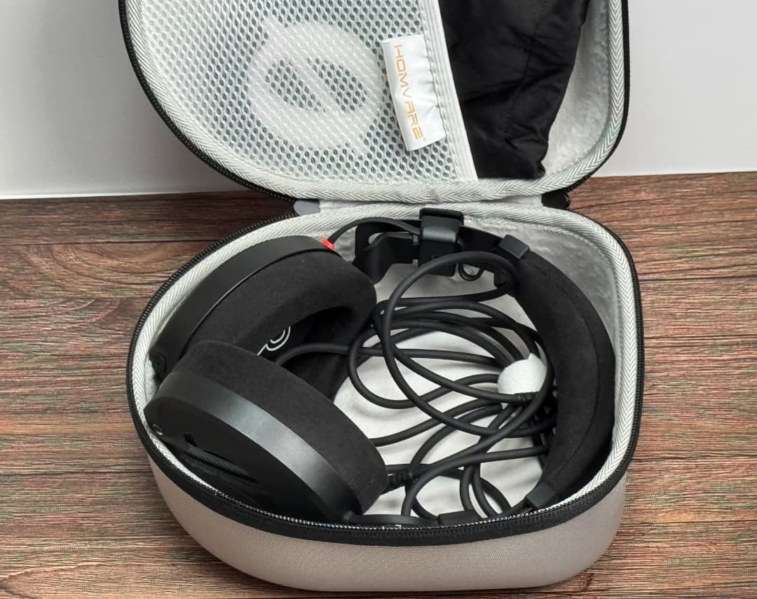 RØDE NTH-100 オーバーイヤーヘッドホン＋ハードケース付き