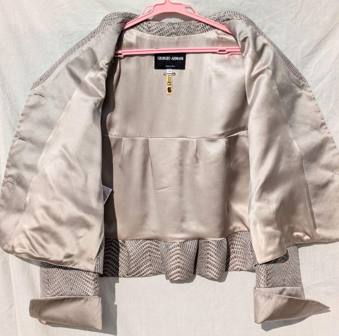 ジョルジオアルマーニ　美品　ジャケット　気品のある　優雅　サイズ40