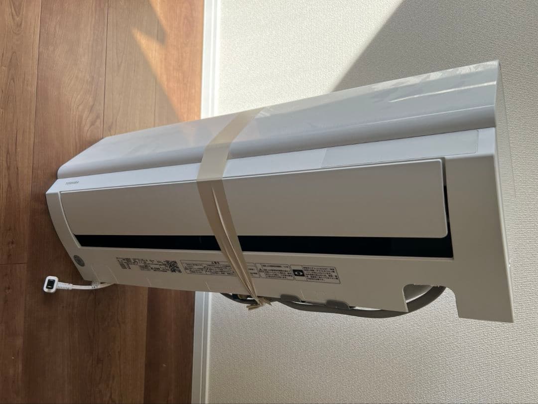2022年製 RAS-J221M(W) エアコン本体