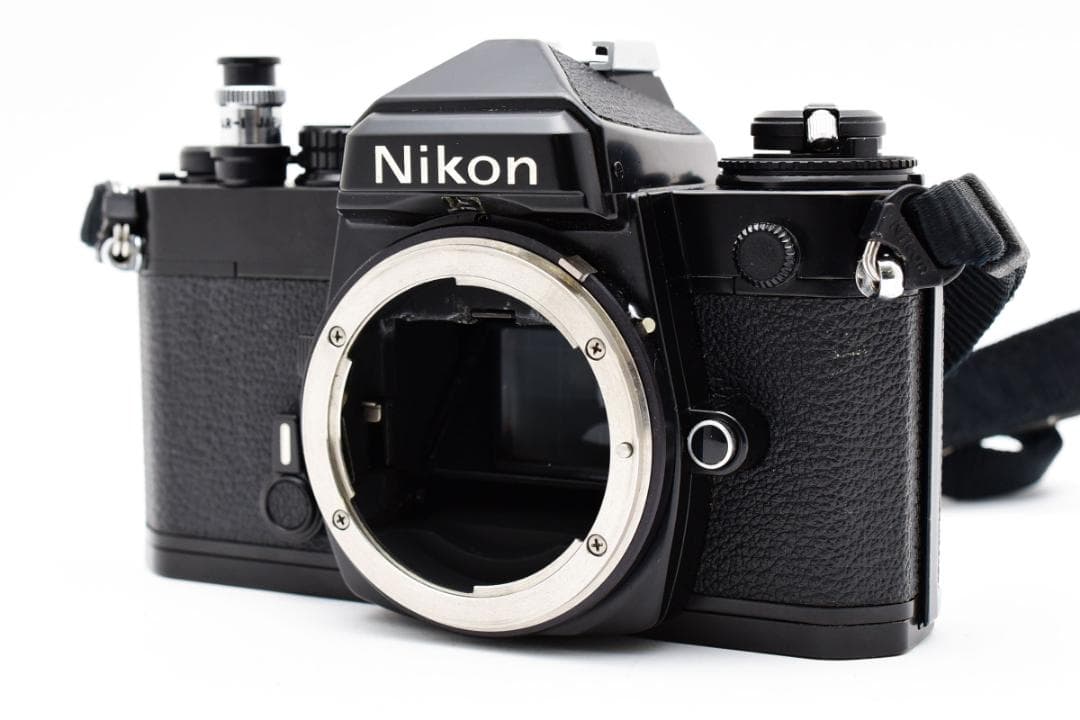 【美品・完動品】Nikon FE ブラック ボディ フィルムカメラ #C04