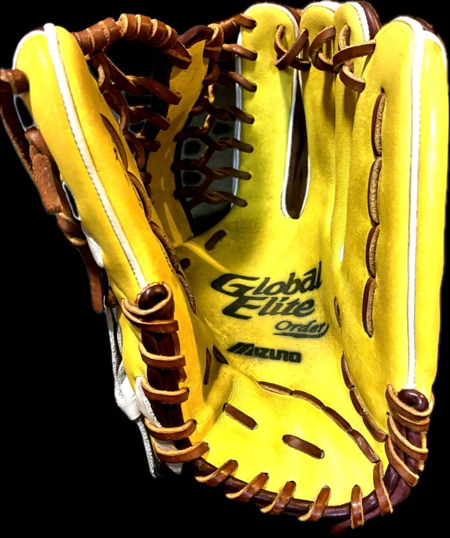 【値下げ】Mizuno Global Elite 軟式外野手用オーダーグラブ