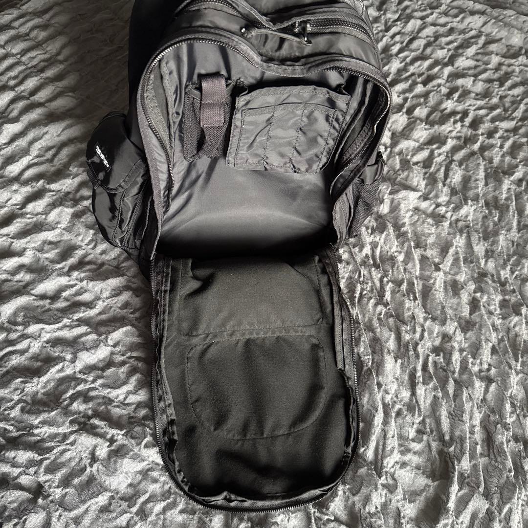 COOTIE ブラックナイロンリュック 多ポケット
