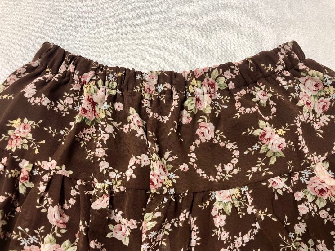 LIZLISAピンク花柄フレアスカート ブラウン　フリル薔薇