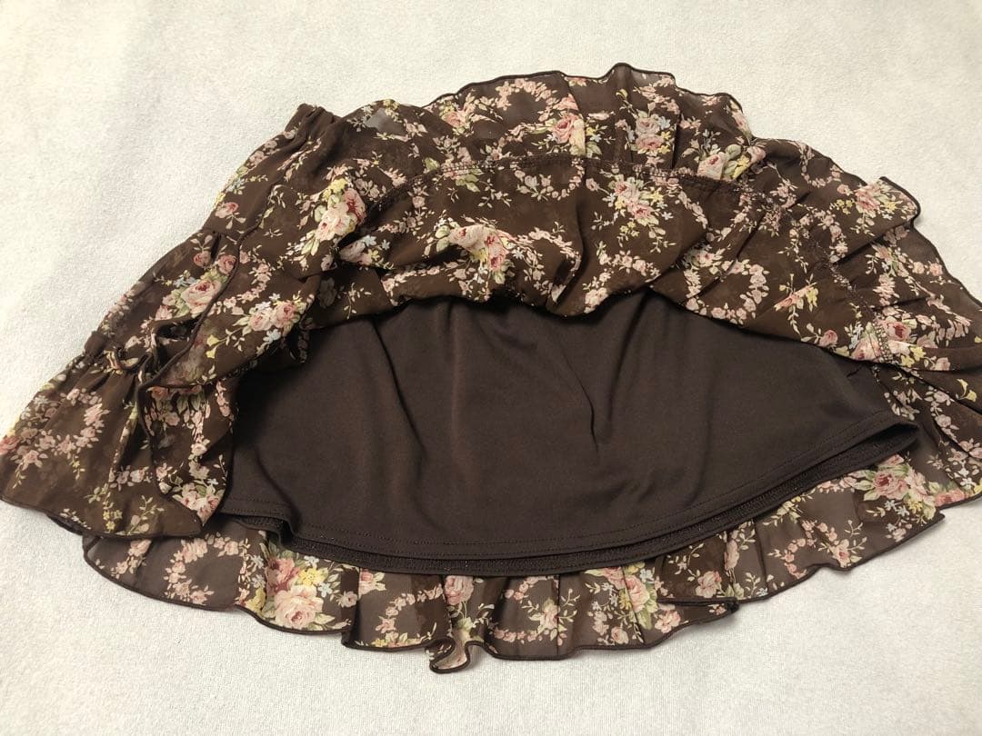LIZLISAピンク花柄フレアスカート ブラウン　フリル薔薇