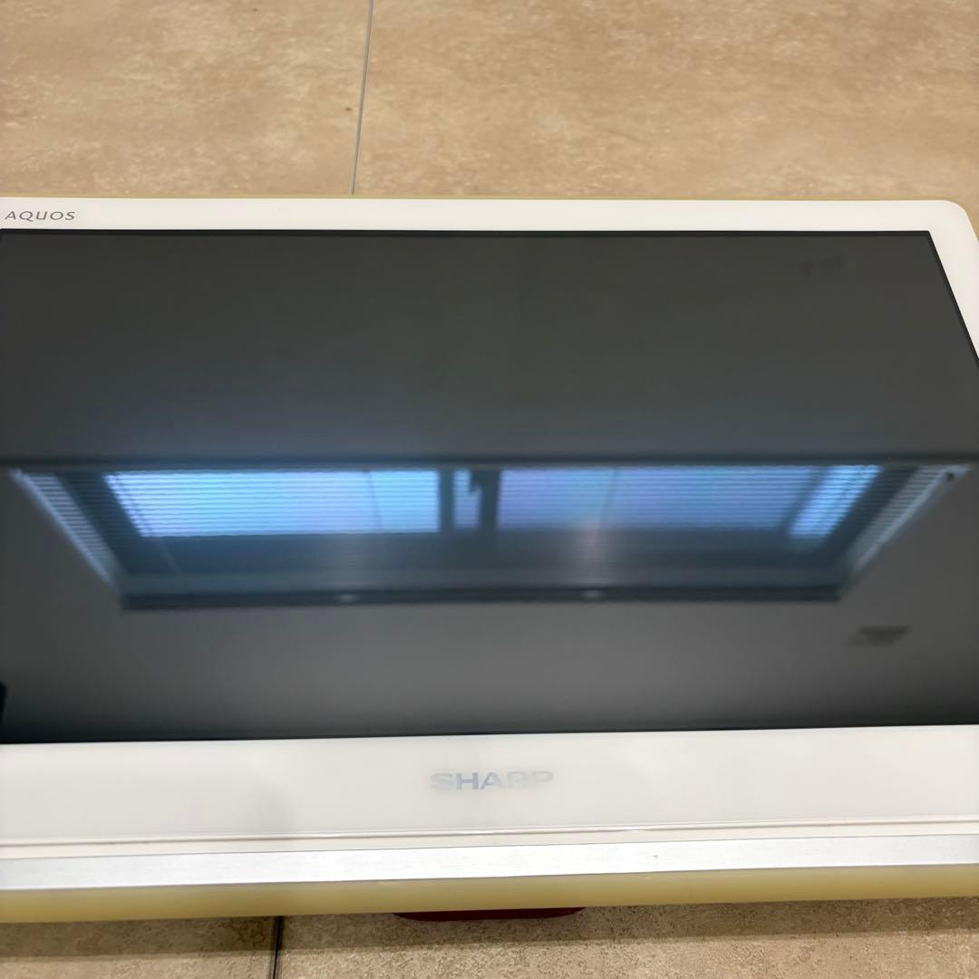 シャープ 16V型 ポータブル液晶テレビ 2T-C16AP 2020年製