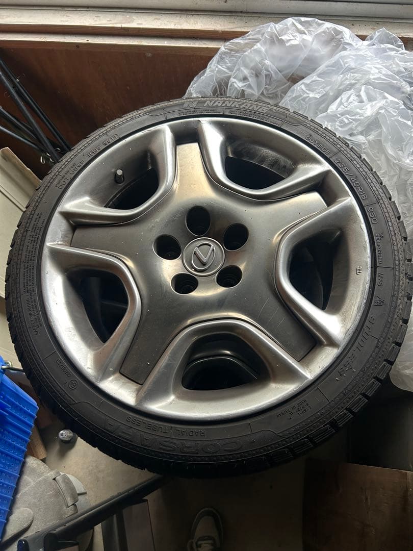 yacchiレクサスSC430 18インチスタッドレス