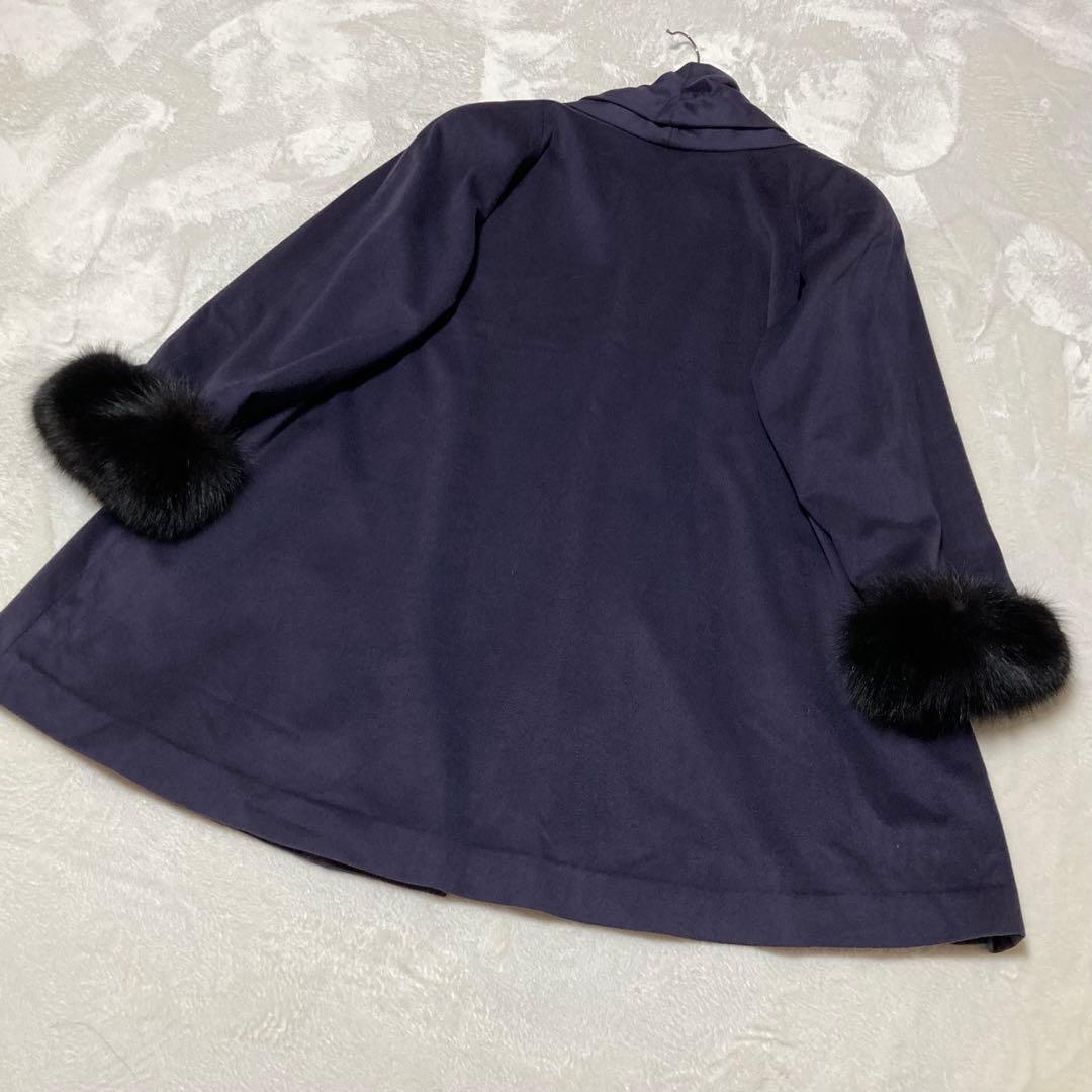 ファー付カシミヤコート　紫　ボタンレス 羽織物　黒のボリュームファー　XL
