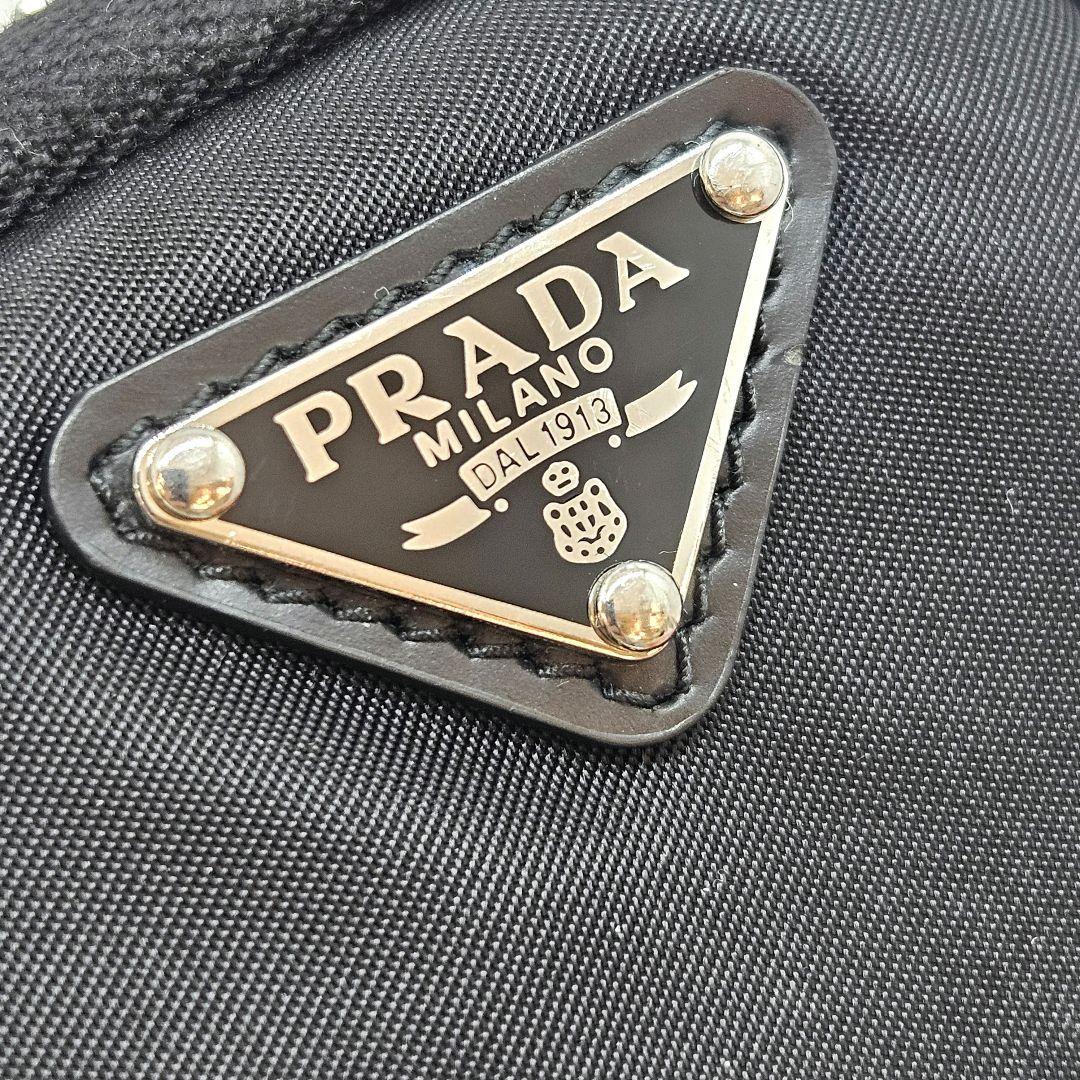 PRADA プラダ ミニポーチ リナイロン 三角ロゴ ブラック ケース