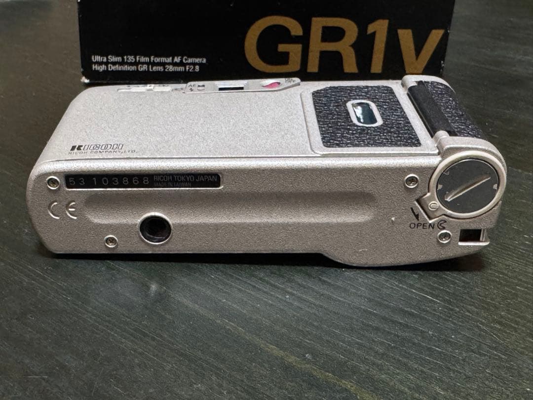 RICHO GR1v シルバー　コンパクトフィルムカメラ