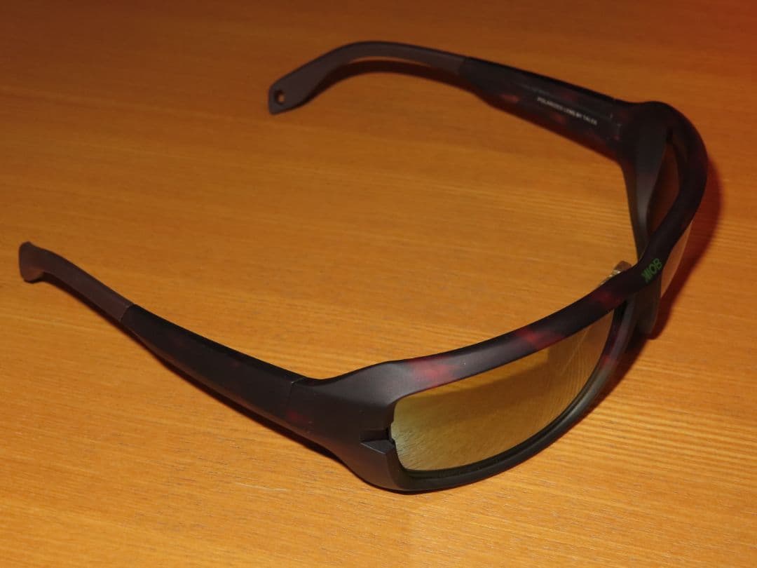 イヨケン/KIOB/Bin5/グラスホッパー/トゥルービュースポーツ/ゴールド