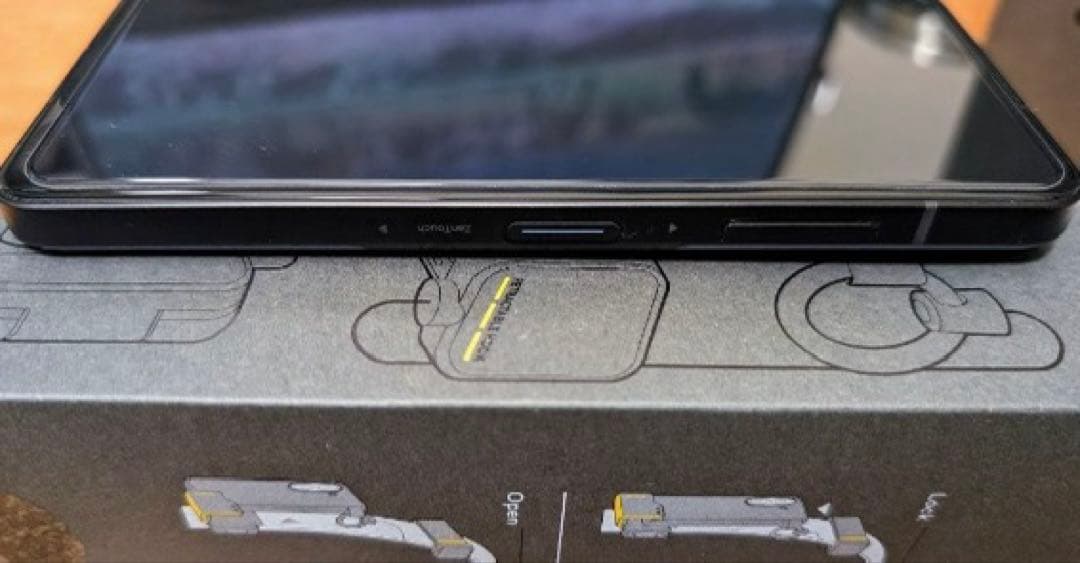 Zenfone 9 128GB Smart Backpack Mount付き