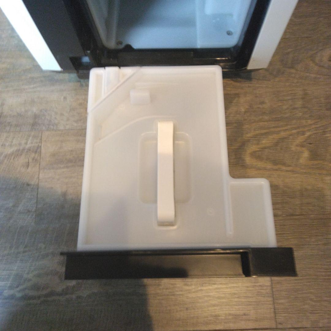 SHARP 除加湿空気清浄機　KC HD70 W