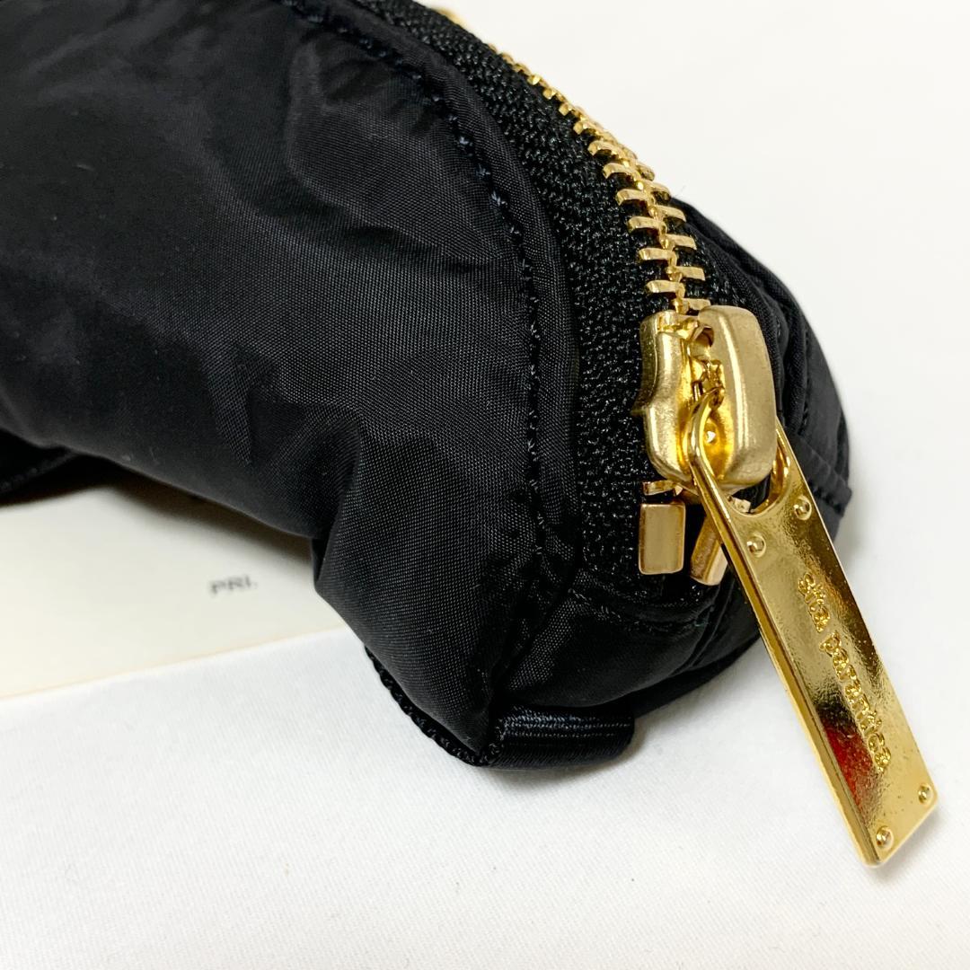 新品タグ付　シータパランティカ　ボディバッグ　ポーチ　ナイロン　ゴールド金具　黒