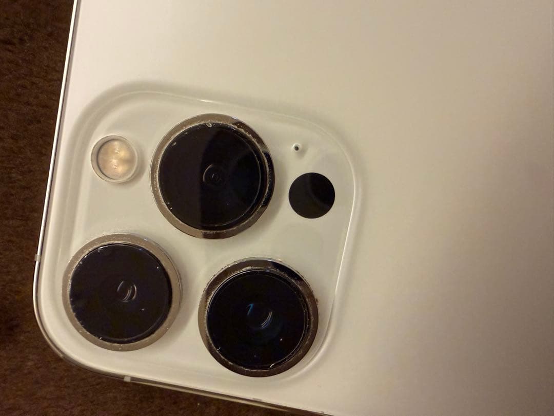 かいろApple iPhone 13 Pro シルバー 本体