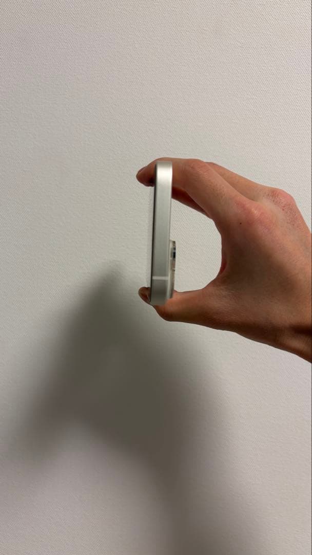 Apple iPhone 14 128GB スターライト　本体