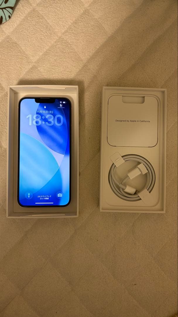 Apple iPhone 14 128GB スターライト　本体