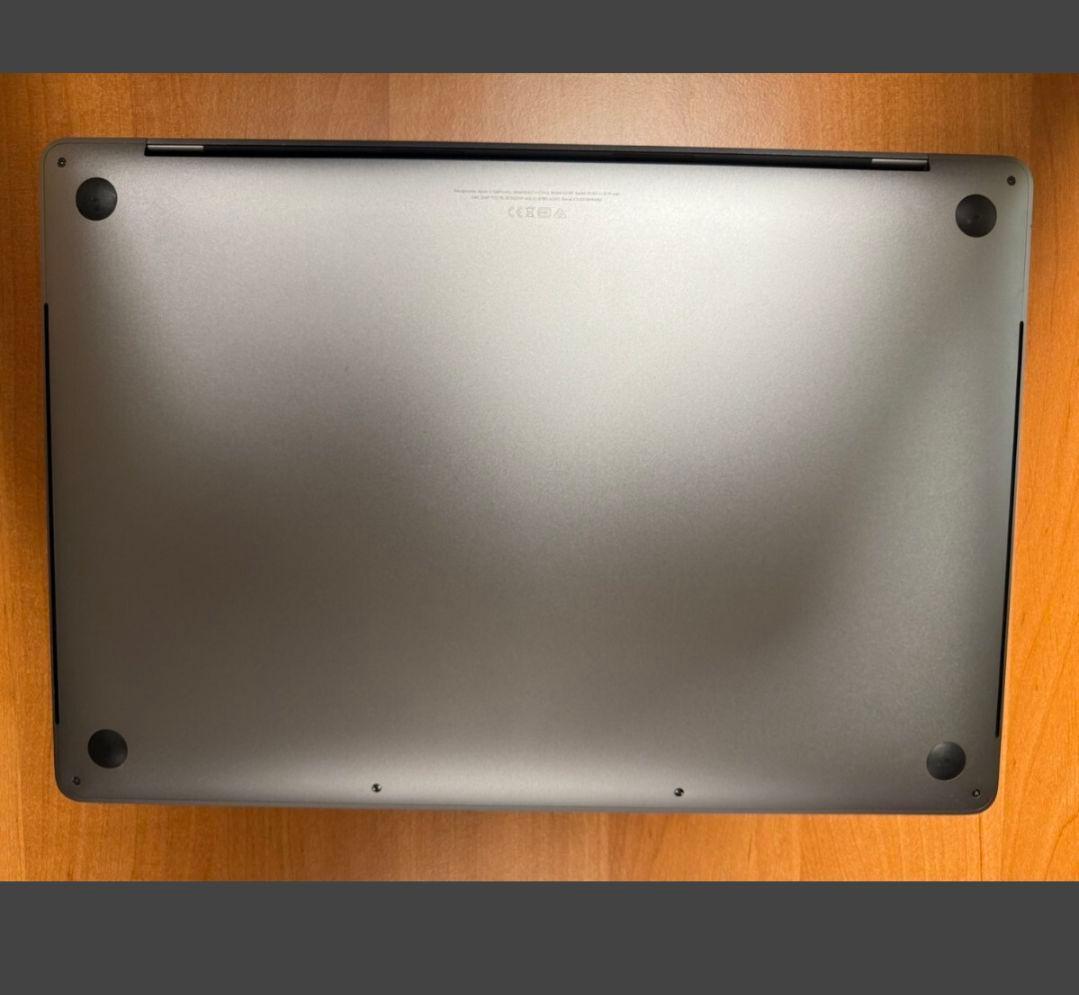 1/31まで値引 Apple MacBookPro i9 SSD1TB 64GB