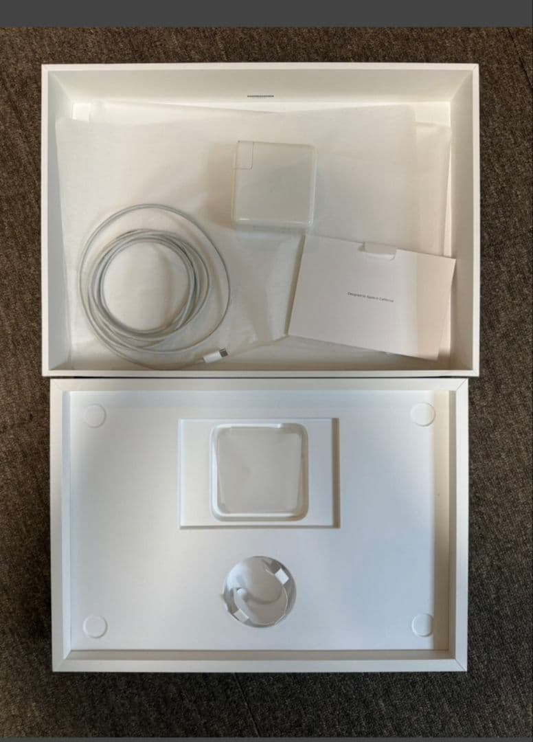 1/31まで値引 Apple MacBookPro i9 SSD1TB 64GB