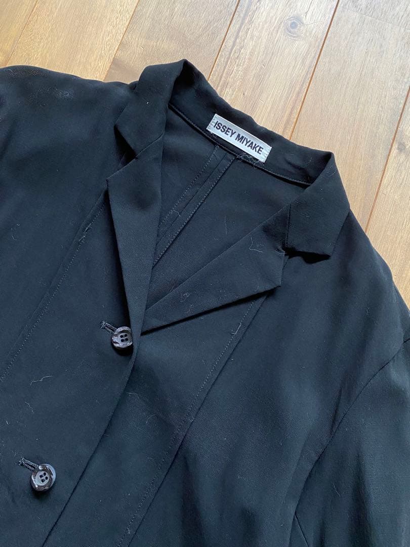 美品★ISSEY MIYAKEイッセイミヤケ　薄手ジャケット