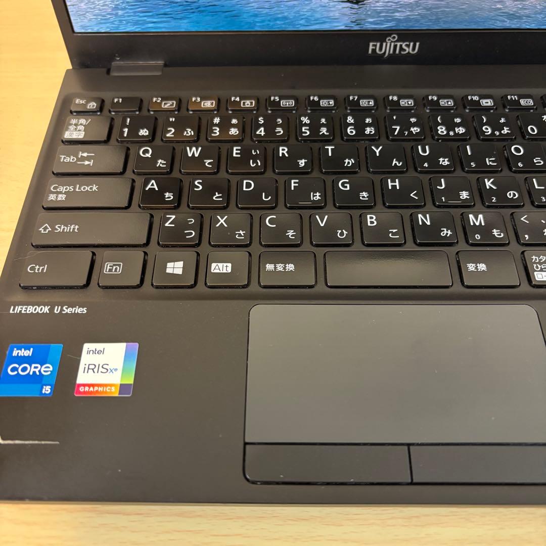 富士通 LIFEBOOK U9311/F 超軽量738g i5 Office