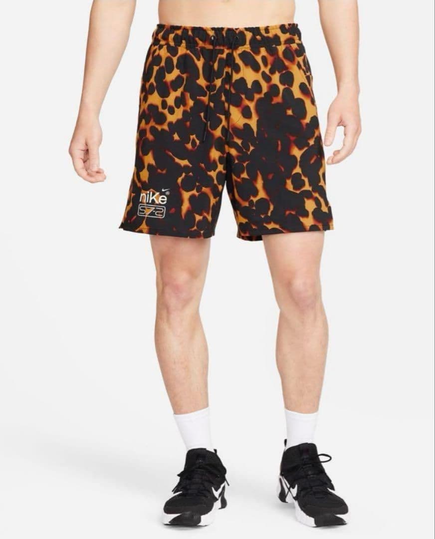 [美品中古]NIKE UNLIMITED SHORT PANTS LEOPARD