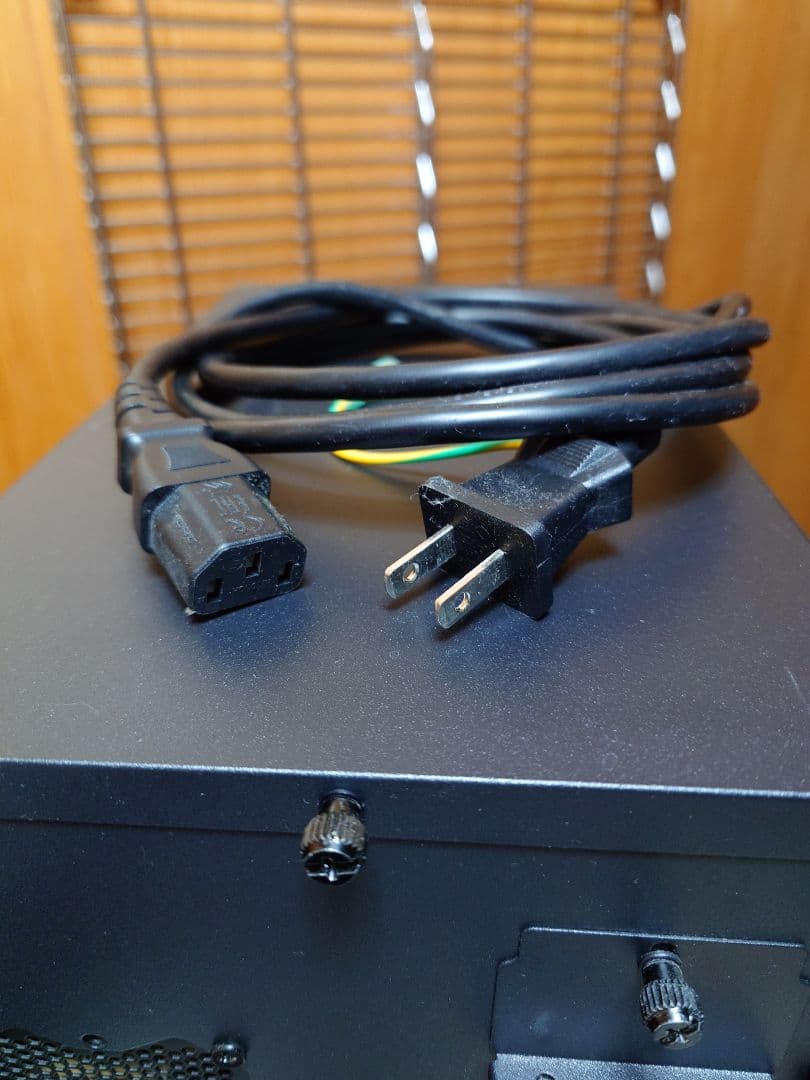 外付eGPU (Sonnet Breakaway Box550+RX580)